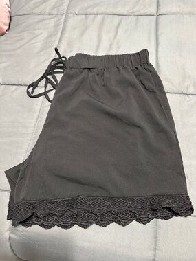 SHEIN Black Lace-Hem Shorts with Tie